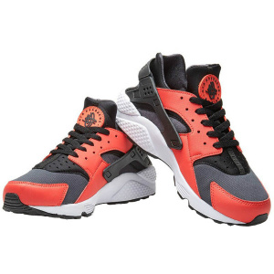 318429 800 Nike Air Huarache (max orange/black/black)