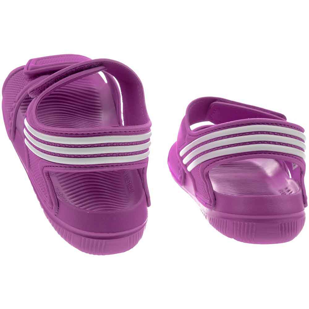 B39856 Adidas Akwah 9