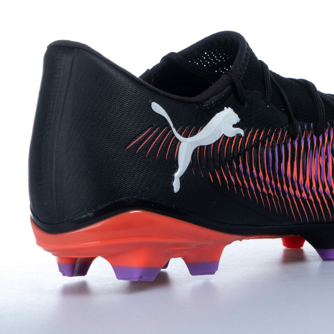 Puma Future 8 Match Low F Black/White/Glowing Red 108372 01