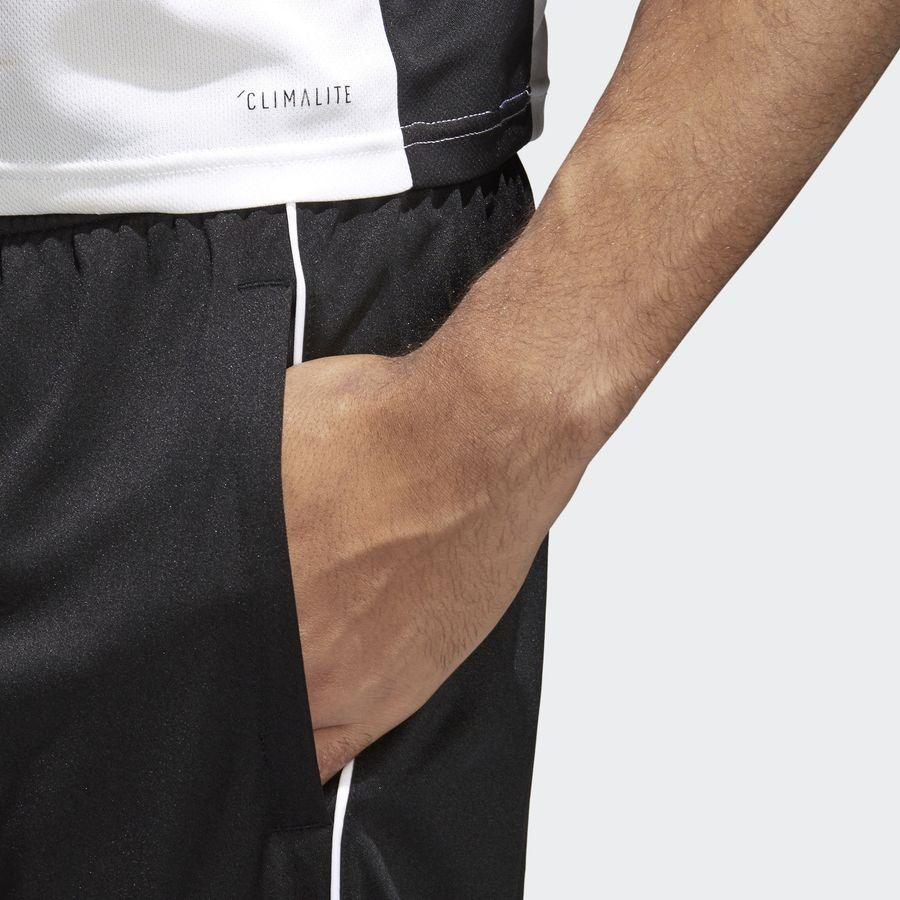 Adidas Core 18 3/4 PNT CE9032 Black/White Adidas Core 18 3/4 PNT CE9032 Black/White